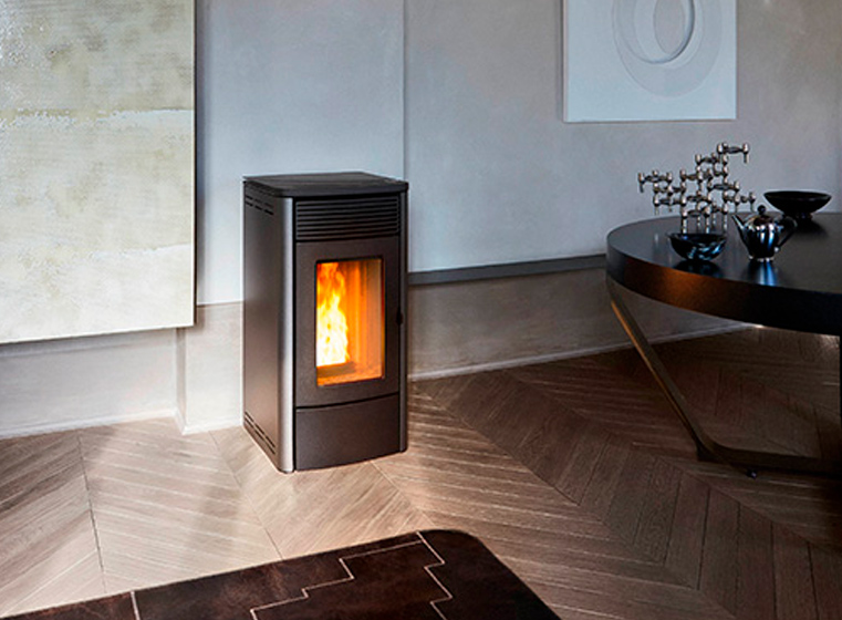 Tecla 6kw Stove